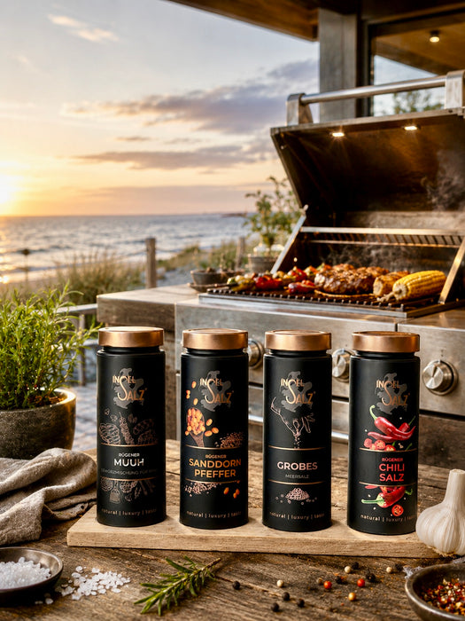 Dünengrill & Meeresfeuer – Das Grill- & Barbecue 4er-Set auf Eichenholz